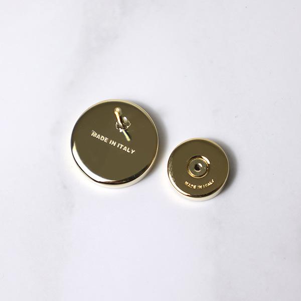miu miu（ミュウミュウ） Enameled Metal Earrings ピアス スタッド