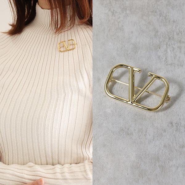 VALENTINO（ヴァレンティノ） Vlog metal brooch ブローチ アクセサリー メタル Vロゴ カジュアル シンプル ...