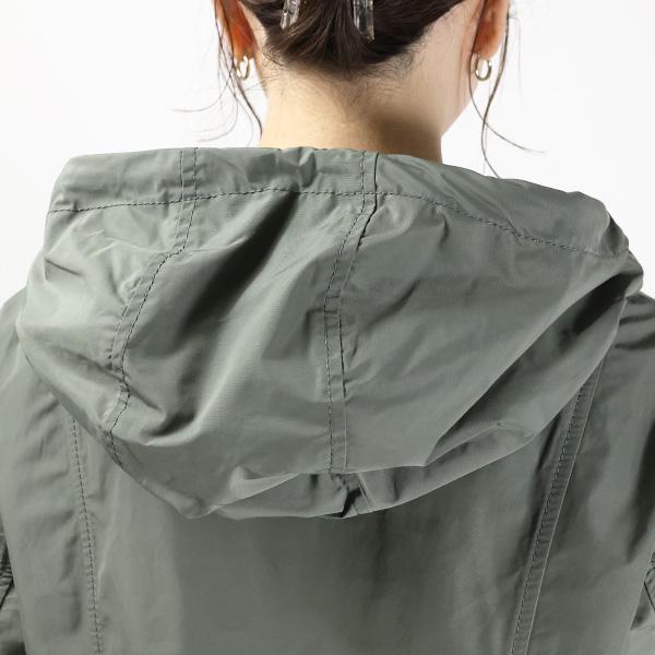 MONCLER モンクレール LEANDRO SHORT PARKA ジャケット ブルゾン アウター ジップアップ フード付き レディース 1A00133 549P3の画像