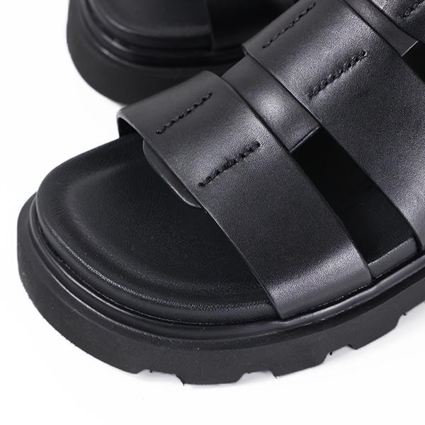 UGG アグ Capitelle Strap サンダル バックストラップ 靴