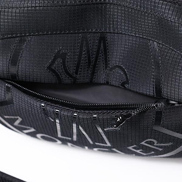 MONCLER（モンクレール） Cut Cross Body Bag クロスボディバッグ