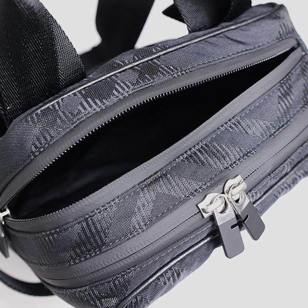 BURBERRY Burberry バーバリー Check Jacquard Crossbody Bag BURBERRY Burberry バーバリー Check Jacquard Crossbody Bag