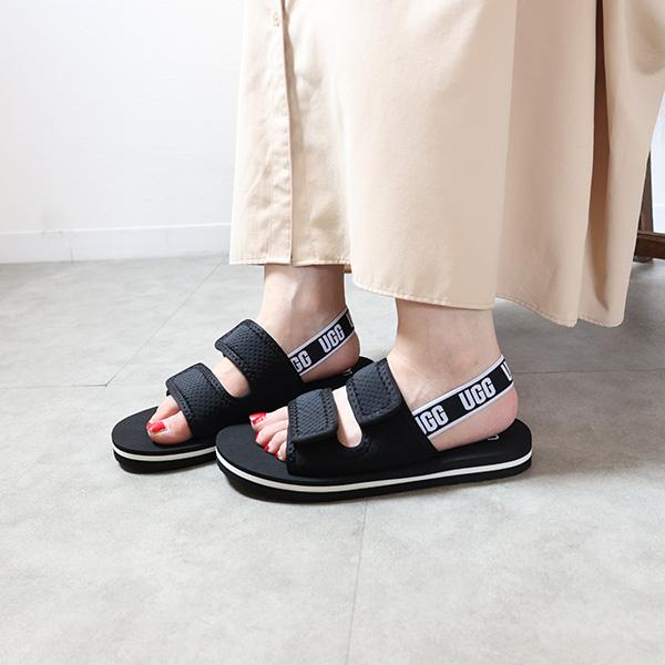 UGG 黒リボンウェッジサンダル UGG 黒リボンサンダル