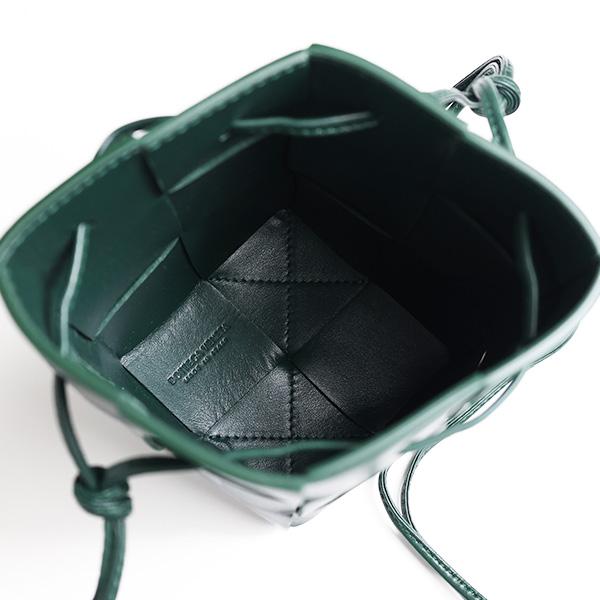 BOTTEGA VENETA ボッテガヴェネタ MINI CASSETTE Bucket Bag BOTTEGA VENETA ボッテガヴェネタ MINI CASSETTE Bucket Bag