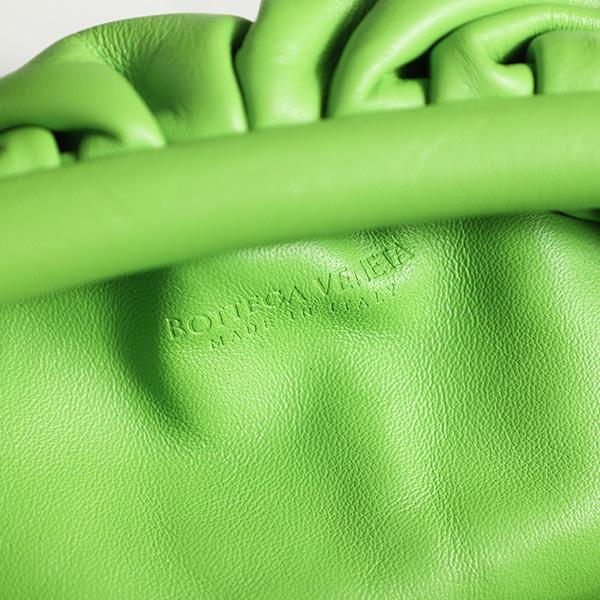 BOTTEGA VENETA（ボッテガ・ヴェネタ） Mini Pouch ミニ ザ・ポーチ