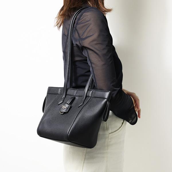 FENDI フェンディ Fendi Origami Mini Shoulder Bag オリガミ FENDI フェンディ Fendi Origami Mini Shoulder Bag オリガミ