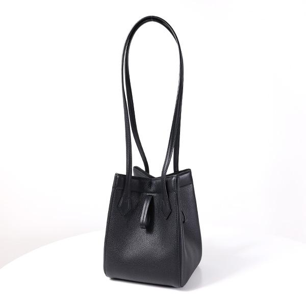 FENDI フェンディ Fendi Origami Mini Shoulder Bag オリガミ FENDI フェンディ Fendi Origami Mini Shoulder Bag オリガミ
