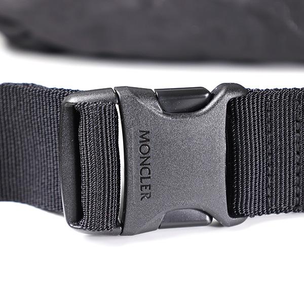 MONCLER（モンクレール） Durance Belt Bag デュランス ボディバッグ