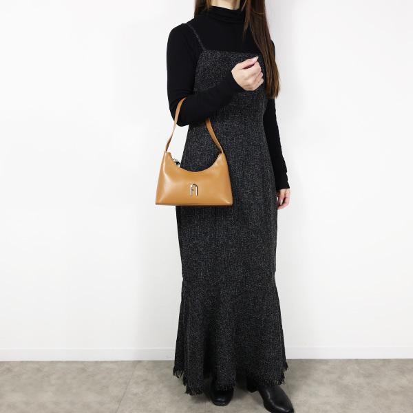 フルラ ディアマンテ レザー クロスボディ バッグ ワンショルダー 斜め掛け 黒 FURLA（フルラ） DIAMANTE MINI SHOULDER BAG ディアマンテ ミニ