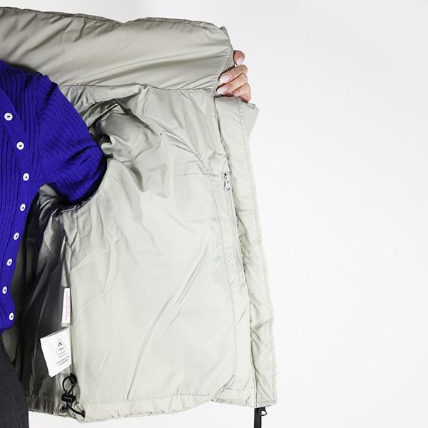 ファビアナフィリッピ ノーカラージャケット モニーレ 光沢グレー イタリア製 ファビアナフィリッピ ノーカラージャケット モニーレ 光沢グレー