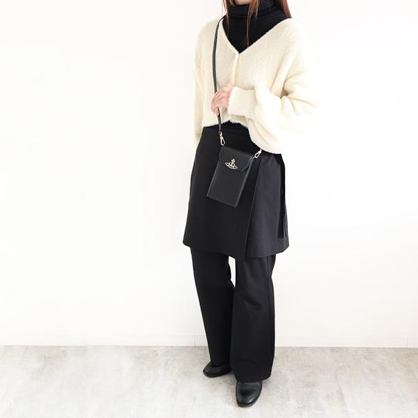 Vivienne Westwood（ヴィヴィアンウエストウッド） スマホバッグ GRAIN