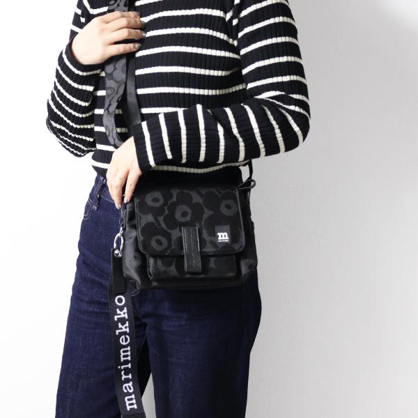 完売【新品未使用】マリメッコUnikko ショルダーバッグ ミニ　黒 marimekko（マリメッコ） ショルダーバッグ Mini Messenger Unikko