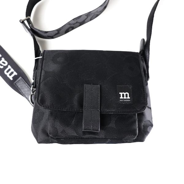 【美品】【未使用】marimekko ショルダーバッグ/メッセンジャーバッグ marimekko（マリメッコ） バッグ ショルダーバッグ メッセンジャー 斜