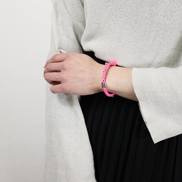 CELINE セリーヌ ブレスレット Triomphe Beach Bracelet CELINE セリーヌ ブレスレット Triomphe Beach Bracelet