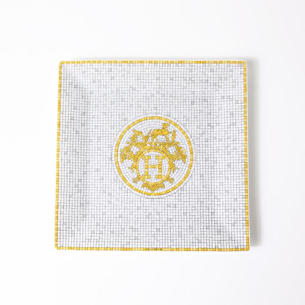 新品未使用HERMES モザイクデザイン 正方形皿 新品未使用HERMES モザイクデザイン 正方形皿 エルメス 角皿