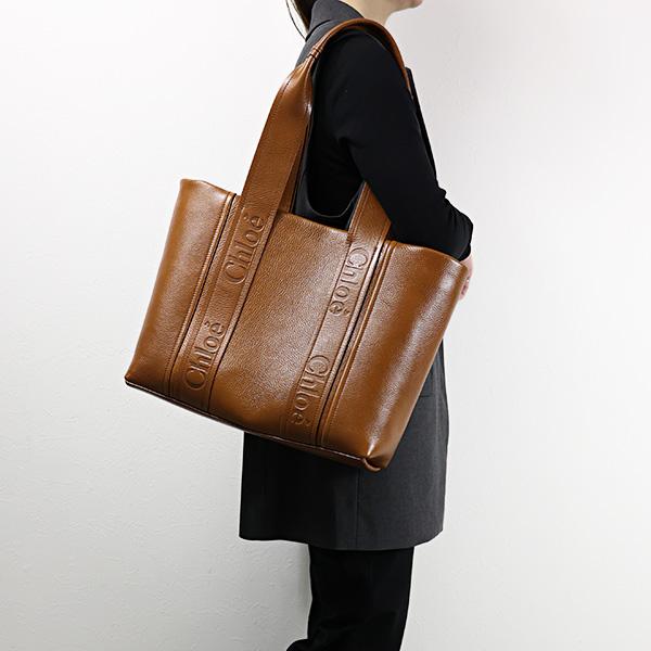 Chloé トートバッグ Chloe（クロエ） トートバッグ WOODY Medium Tote Bag ウッディ
