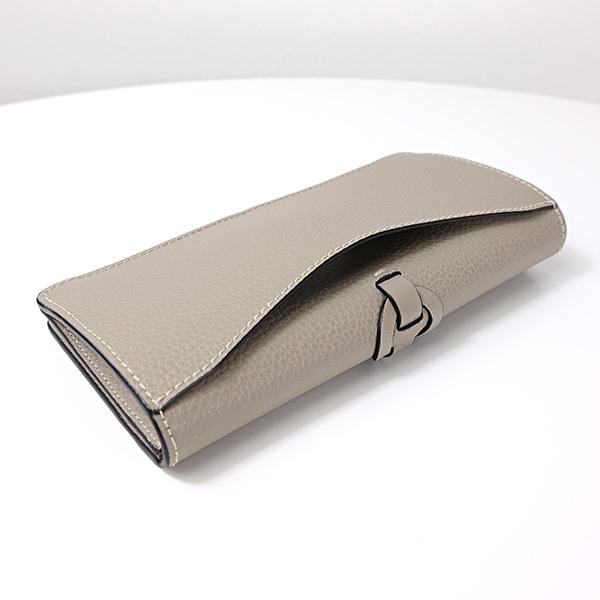 極美品　クロエ　ダリル　長財布　 CHLOE DARRYL Chloe（クロエ） 長財布 DARRYL Flap Long Wallet ダリル ロング