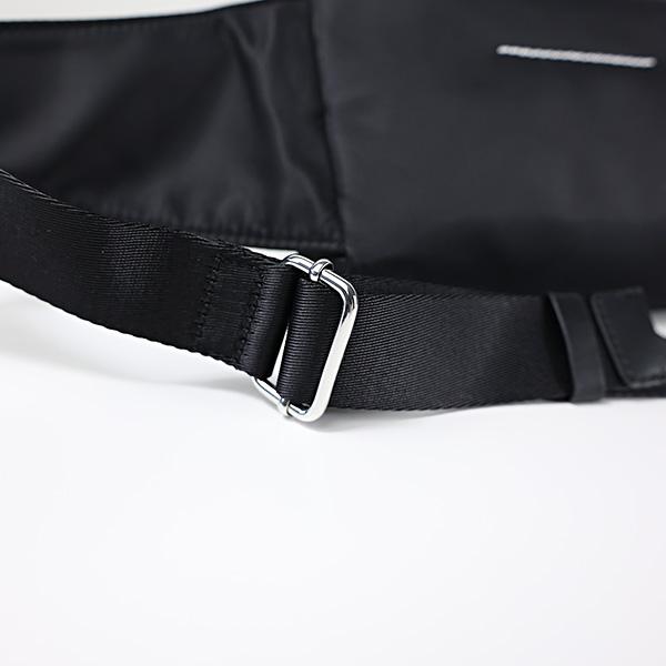 MM6 エムエムシックス ボディバッグ Crossbody Bag SB5WB0001 P6416