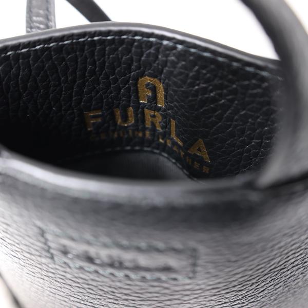 FURLA（フルラ） ショルダーバッグ CAMELIA VERTICAL CROSSBODY BAG