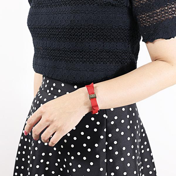 FERRAGAMO Salvatore Ferragamo サルヴァトーレフェラガモ