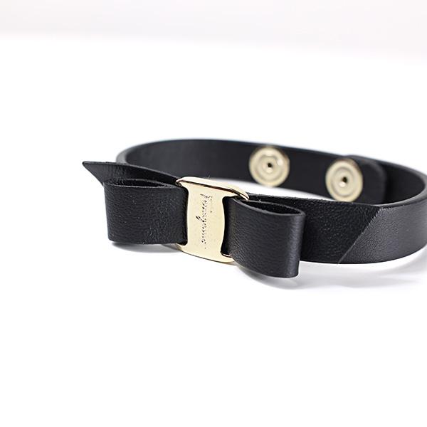 Ferragamo レザーブレスレット リボン フェラガモ Ferragamo ブレスレット レザーブレスレット