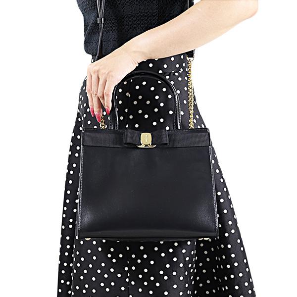 FERRAGAMO Salvatore Ferragamo サルヴァトーレフェラガモ