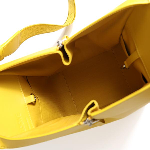 LOEWE（ロエベ） ハンドバッグ Compact Hammock Bag ハンモックバッグ