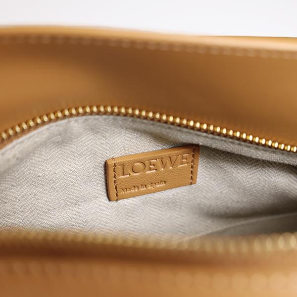 LOEWE（ロエベ） 【LaGアウトレット】LOEWE ショルダーバッグ Puzzle