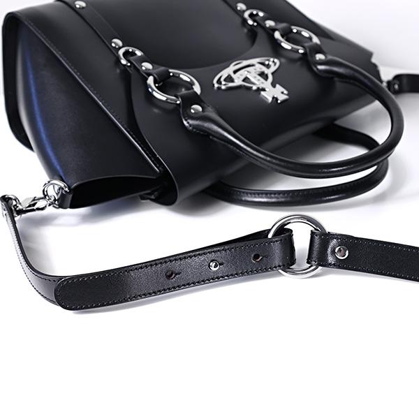 ヴィヴィアンウエストウッド　ハンドバッグ SMOOTH LEATHER BETTY ハンドバッグM(ブラック)（メンズ