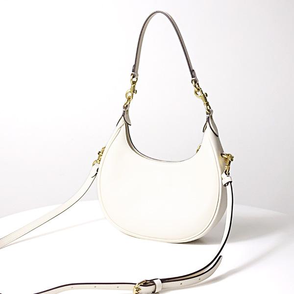 COACH（コーチ） ショルダーバッグ Jonie 22 Shoulder Bag ジョニー22