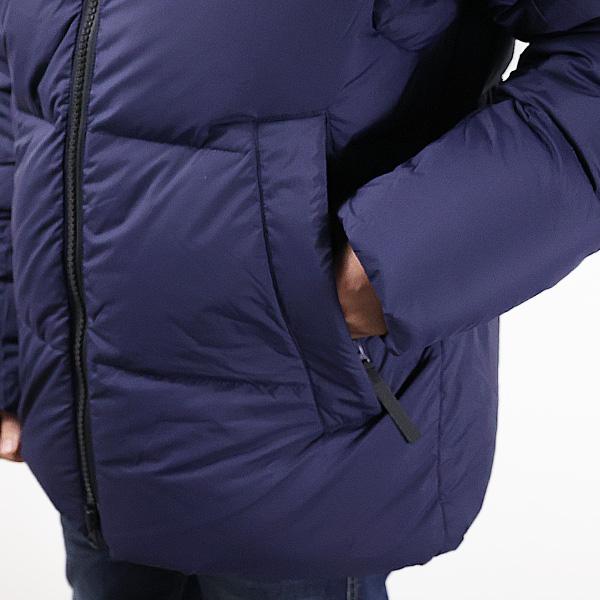 CANADA GOOSE（カナダグース） ダウンジャケット Crofton Puffer