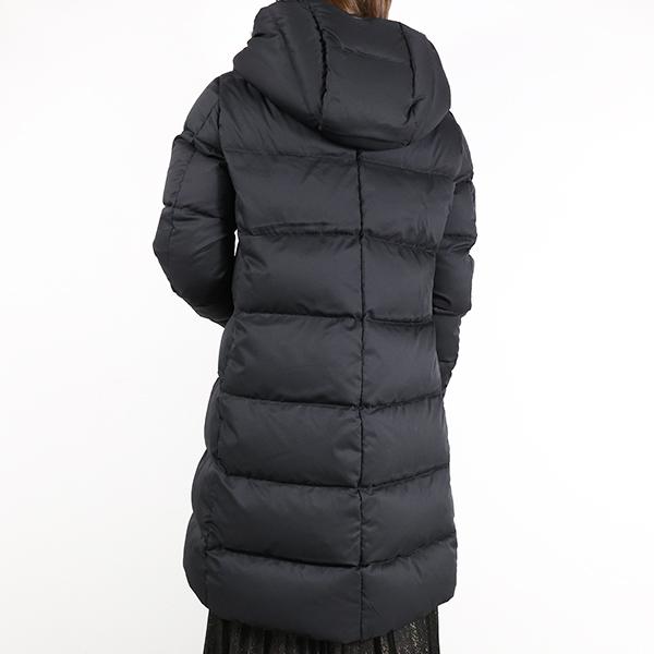 HERNO（ヘルノ） ダウンコート A-Shape Fur Down Coat PI001948D