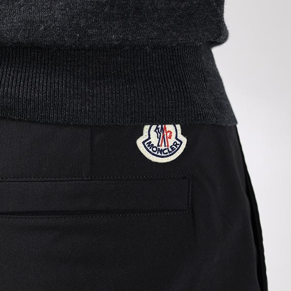 MONCLER（モンクレール） カーゴパンツ Logo Patch Cargo Pants
