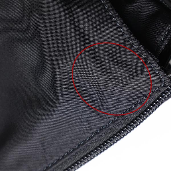 PRADA（プラダ） 【LaG ヴィンテージ】PRADA クラッチバッグ Re-Nylon