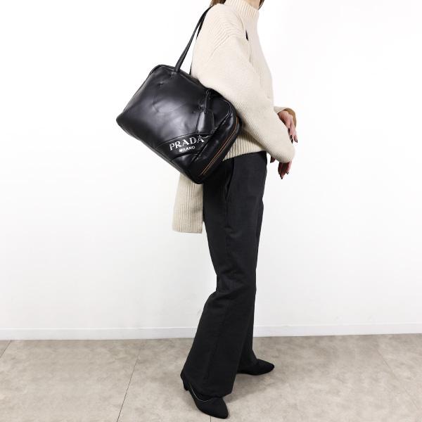 PRADA（プラダ） 【LaG ヴィンテージ】PRADA ショルダーバッグ Padded