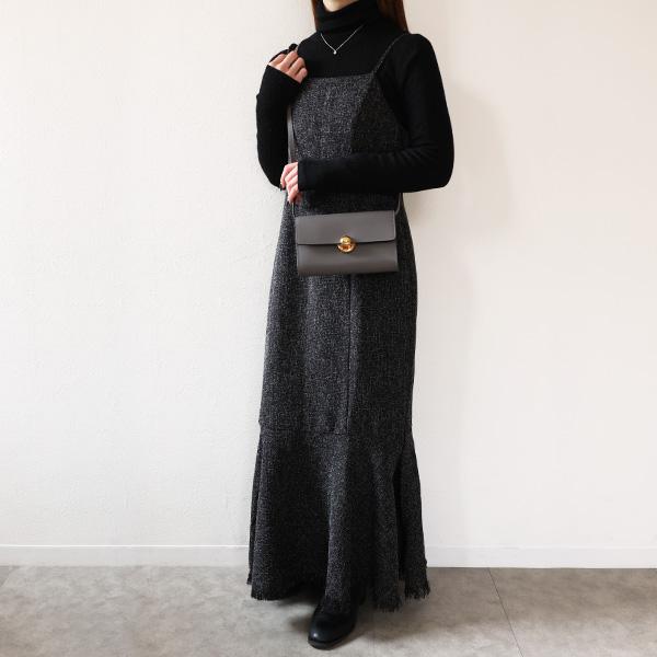 FURLA フルラ ショルダーバッグ SFERA Crossbody Bag スフェラ クロスボディバッグ WE00801 BX3104 レディース クラッチバッグ レザー お財布機能付き 鞄の画像