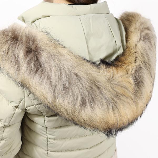 TATRAS タトラス ダウンジャケット VARENA Down Jacket ヴァレナ LTKE21A4164-D レディース アウター ファー フード付き ロゴパッチ ショート丈の画像
