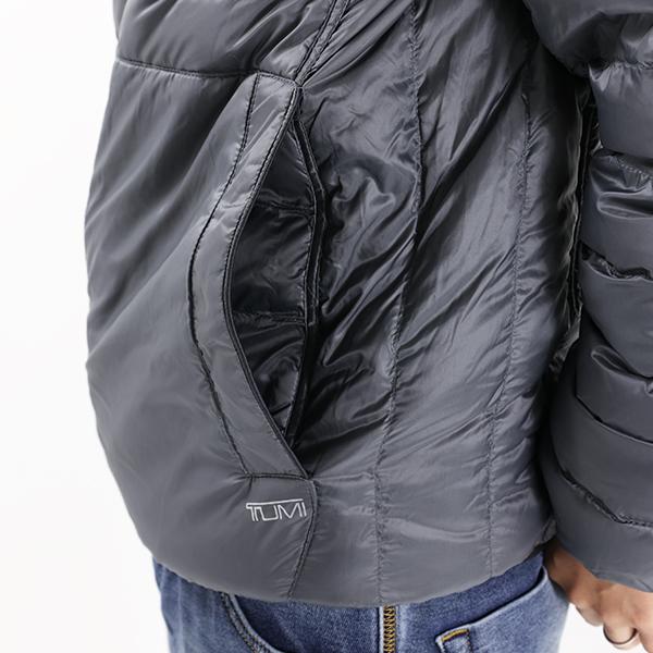 TUMI（トゥミ） ダウンジャケット TUMIPAX PATROL REVERSIBLE JACKET