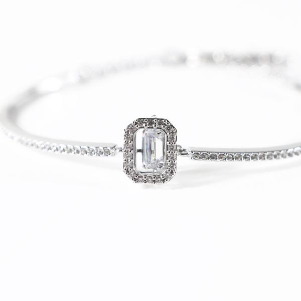 SWAROVSKI（スワロフスキー） ブレスレット Millenia Bangle ミレニア