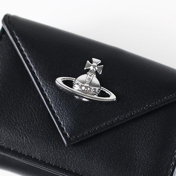 Vivienne Westwood（ヴィヴィアンウエストウッド） 三つ折り財布