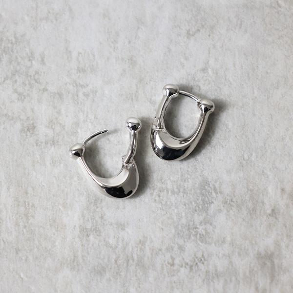 COACH（コーチ） ピアス C Huggie Earrings 37351447 レディース