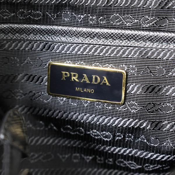 PRADA（プラダ） スモール バックパック Re-Nylon Small Backpack