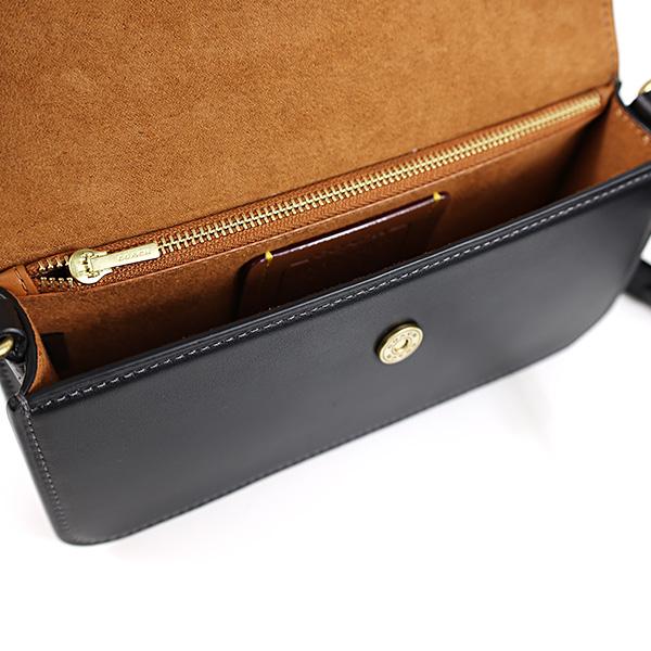 coach コーチ ショルダーバック 馬車ロゴ スタッズ フラップ coach