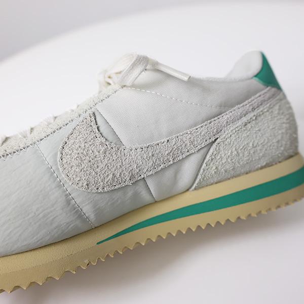 NIKE（ナイキ） スニーカー CORTEZ TXT PREMIUM コルテッツ