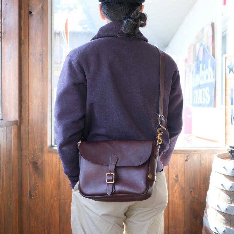 VASCO ヴァスコ【VS-249L】【LEATHER POSTMAN SHOULDER BAG -SMALL