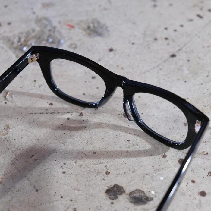 UNCROWD アンクラウド【255-63-056】【TUNDRA -Photochromic