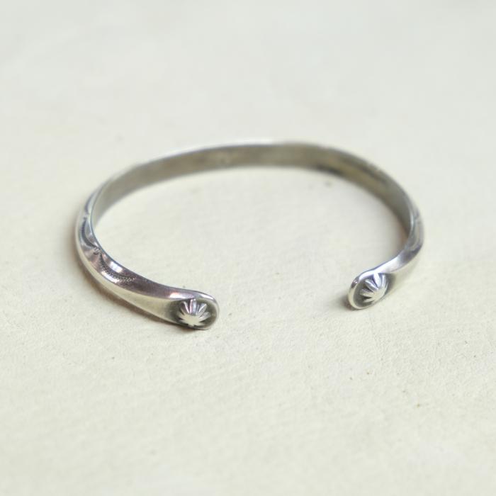 STAMP WORKS スタンプワークス【SWB-004】【Triangle Wire Bangle 