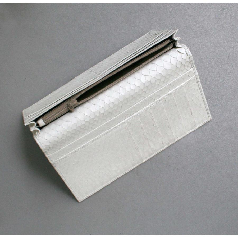 未使用の新品です 白蛇 小銭入れ 財布 本 蛇革 ヘビ 柄 メンズ (打ち出