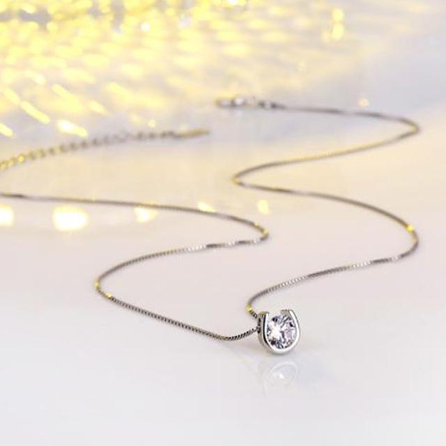 ネックレス レディース 馬蹄 ホースシュー 一粒石 1ct CZダイヤモンド AAAA ジルコニア シルバー925 プラチナ コーティング仕上げ アレルギー対応 30代 40代 |  | 01