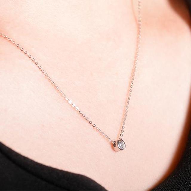 ネックレス レディース 馬蹄 ホースシュー 一粒石 1ct CZダイヤモンド AAAA ジルコニア シルバー925 プラチナ コーティング仕上げ アレルギー対応 30代 40代 |  | 05